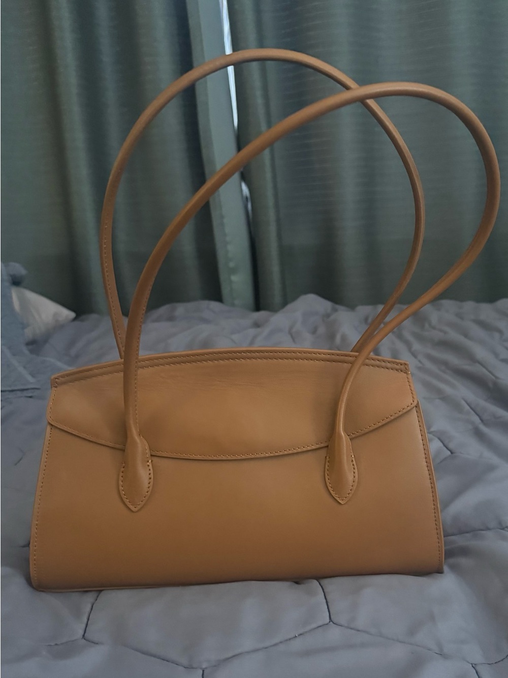 Women’s Quince Tan Leather Shoulder Bag